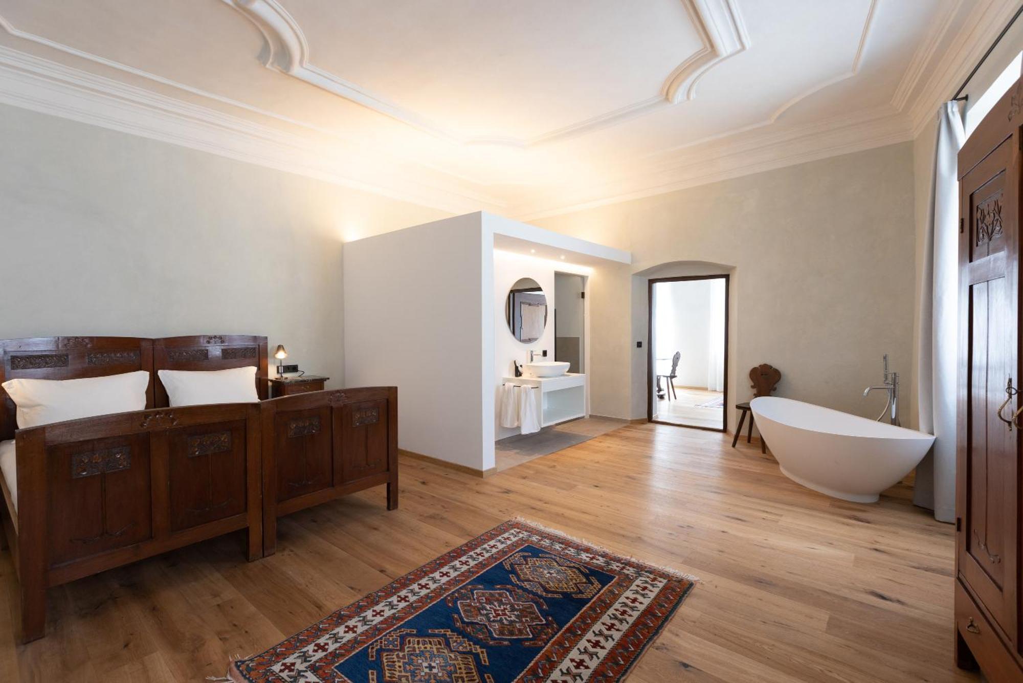Ansitz Layshof Erlebach Apartment *